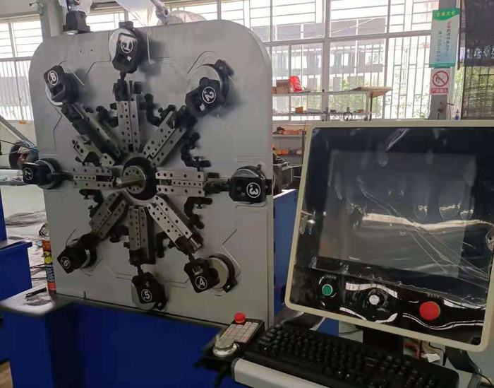 CNC spring coiling machine