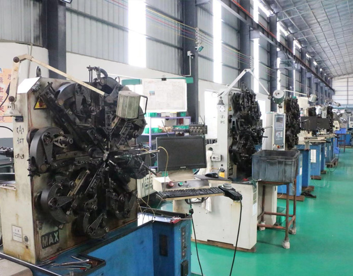 CNC spring coiling machine