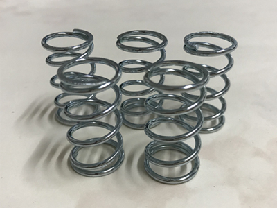 ����С����